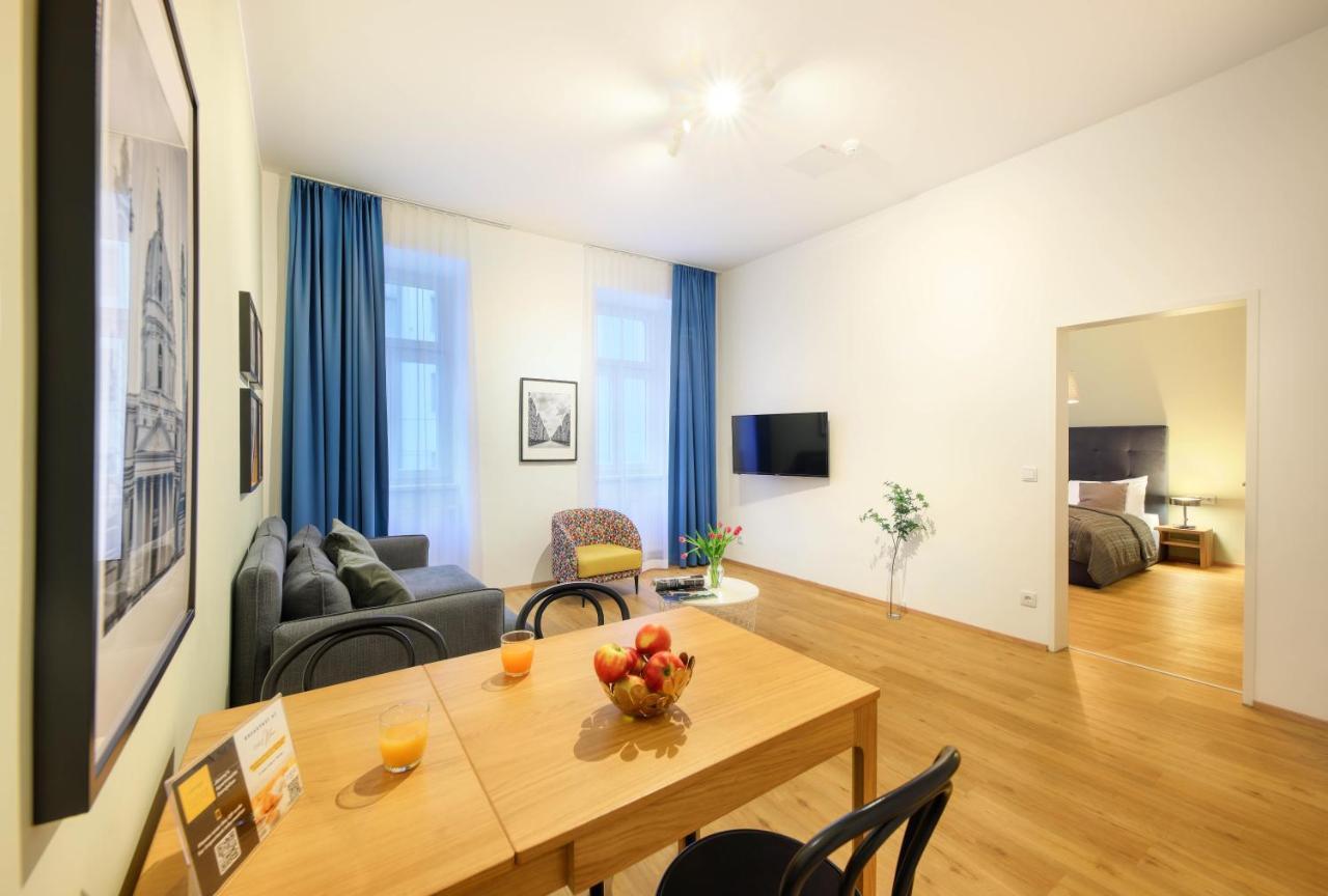 Jimmy's Dandelion 3* Vienna