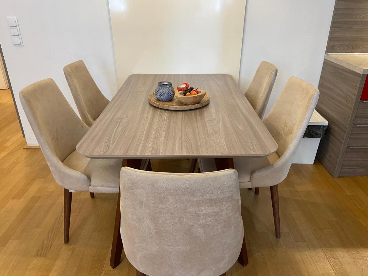 Apartamento 7 *