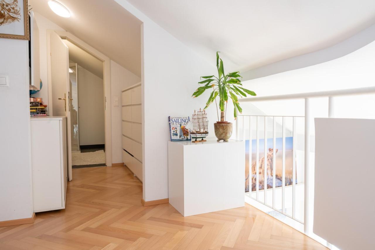 Apartment Stunning 100m In - Center Vienna