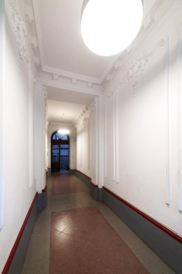 Malixa - In The Heart Of Next To Metro Apartment *