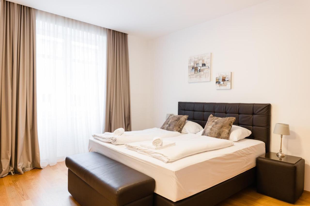 Nadland Wehlistrasse Vienna