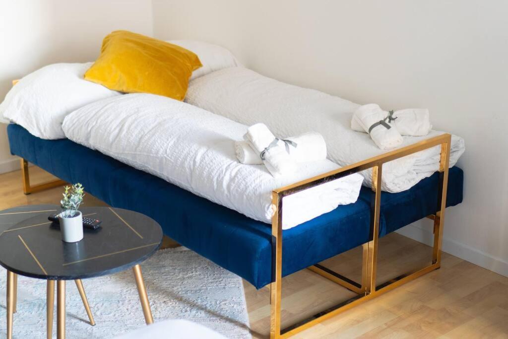 Apartment Luxury Meets Retro Near Parking Vienna