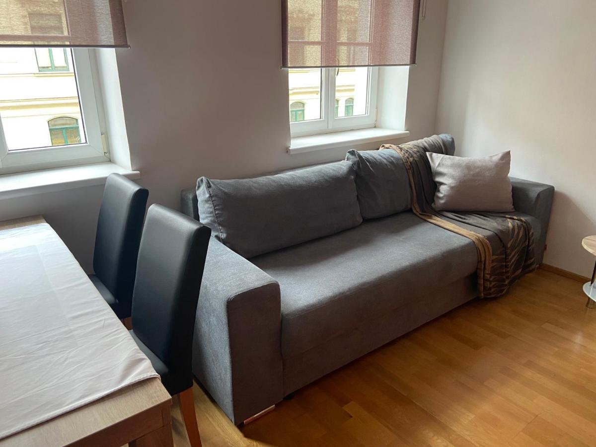 Apartment 5