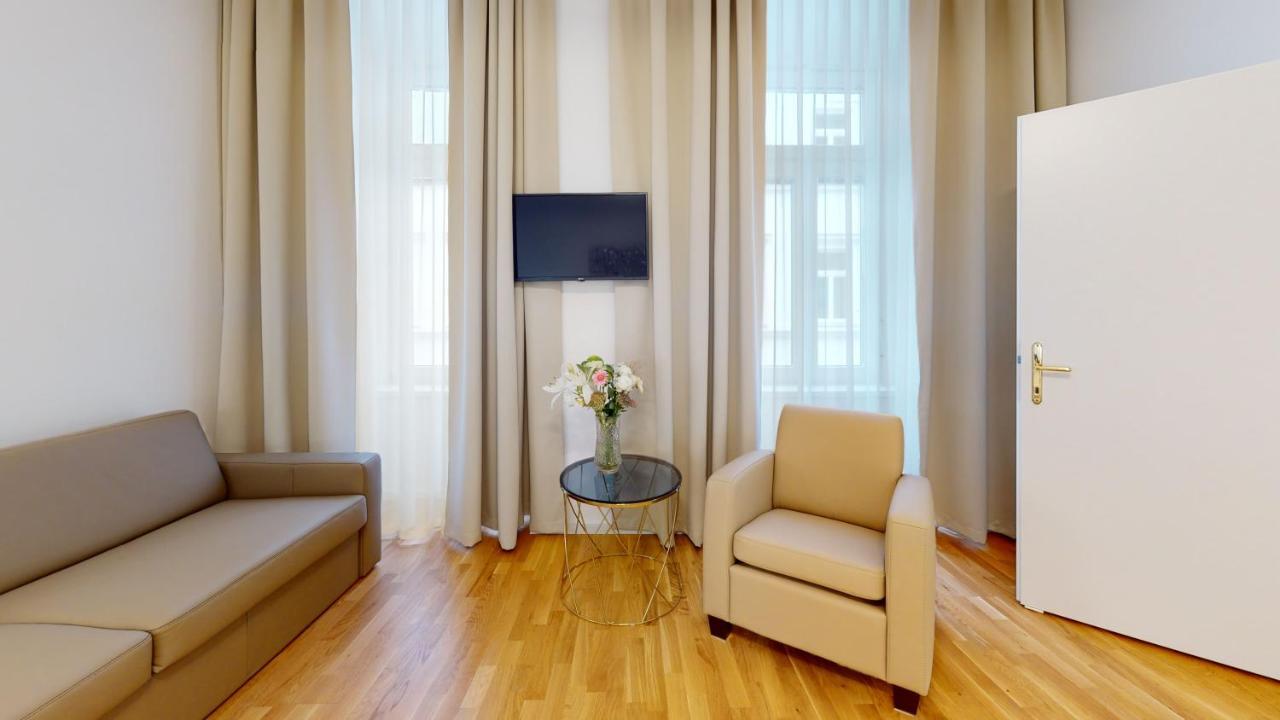 Alon Homes - Premium Center *