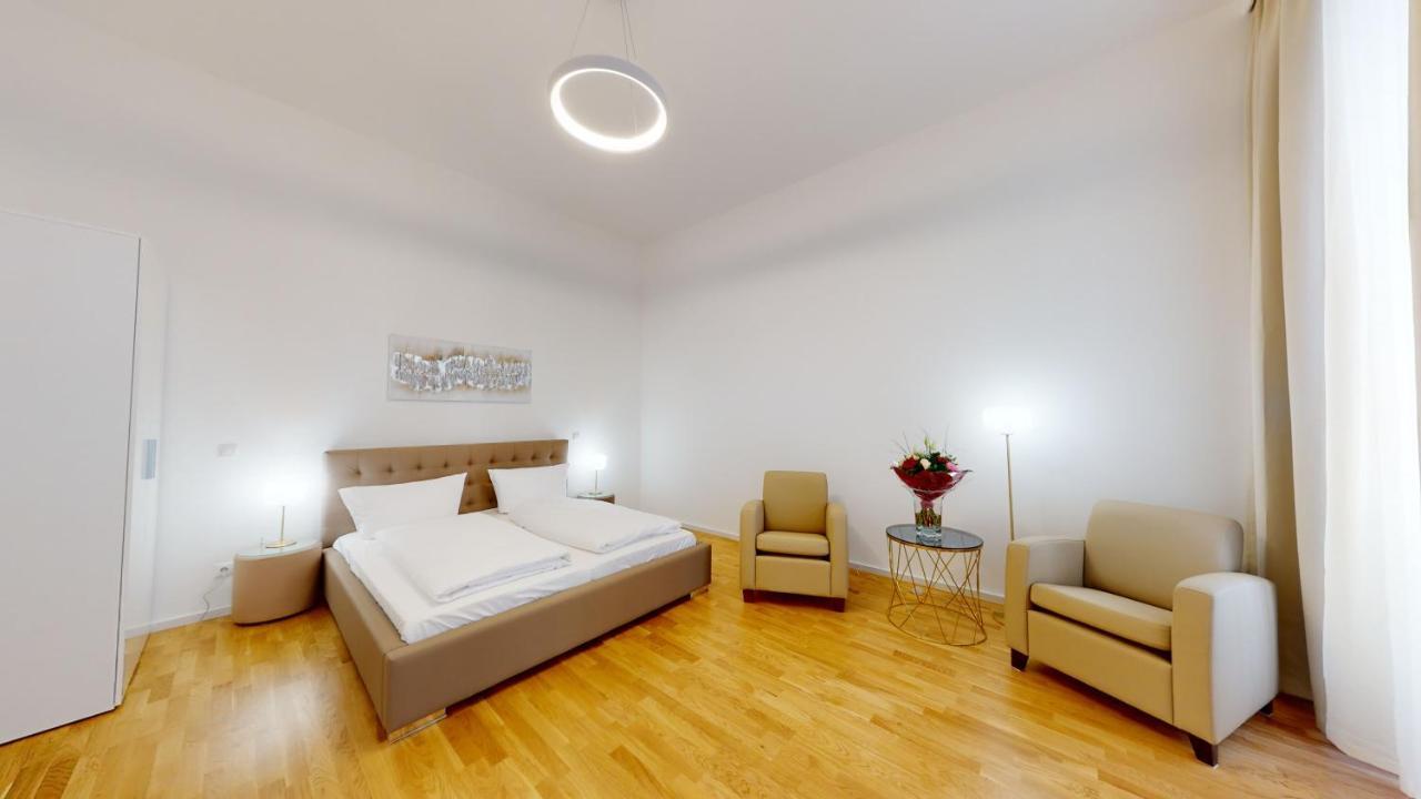 Alon Homes - Premium Center *
