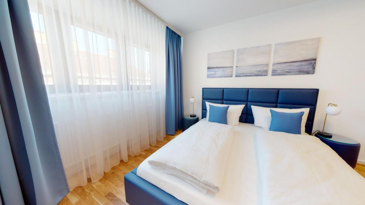 Alon Homes - Premium Center Apartment *