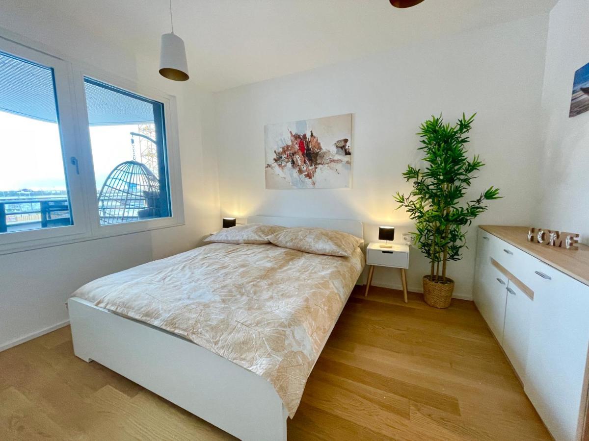 Apartment Riverfront With Balcony And Ac Vienna