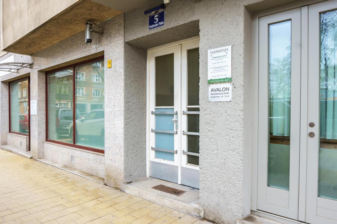 Apartment Suedtiroler Platz Vienna