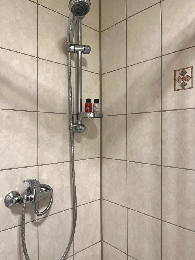 - Contactless Check-in Apartment