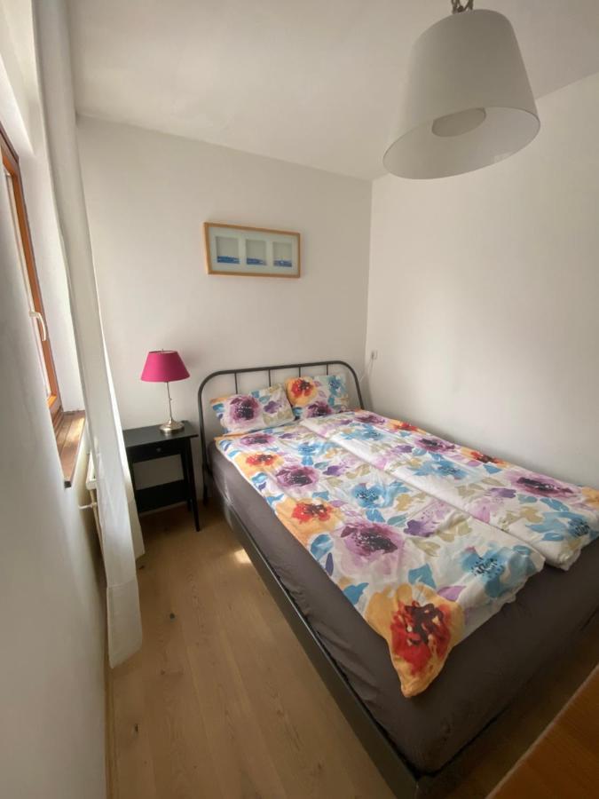 Apartment52 In Near The рrаter Apartment *