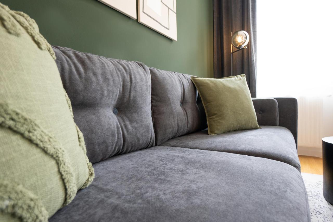 Belvedere Castle View: Chic Apartment *