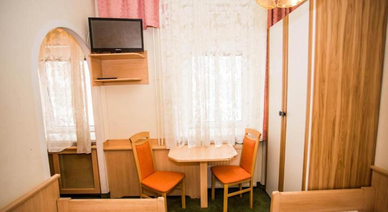 Hotel Hadrigan 3*