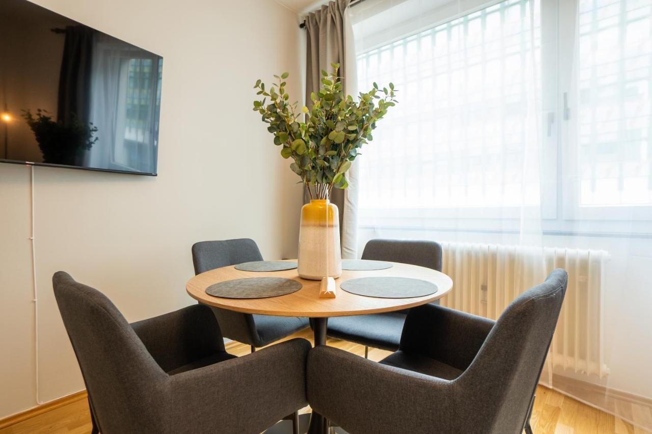 Bright Stylish In A Location Apartment Vienna