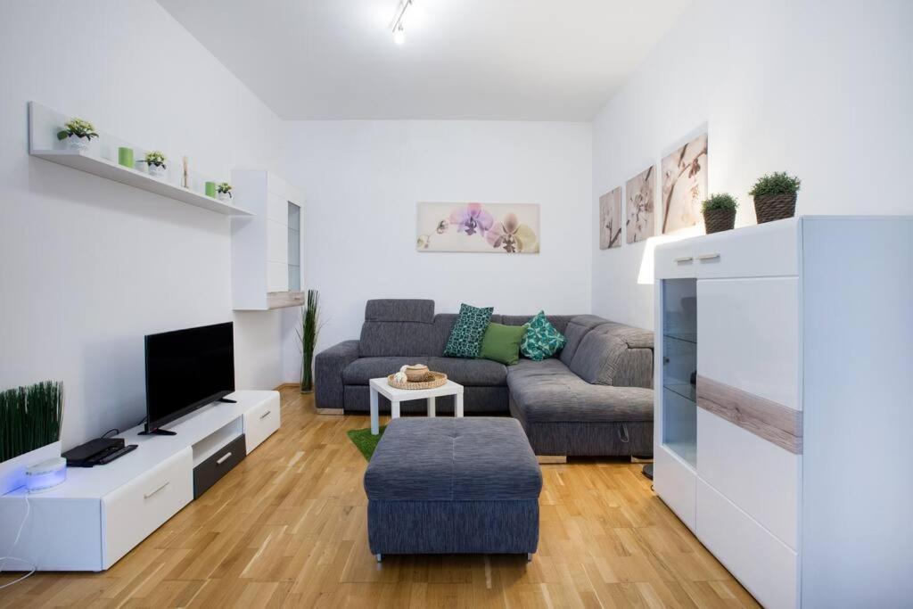 Relax Center Apartment