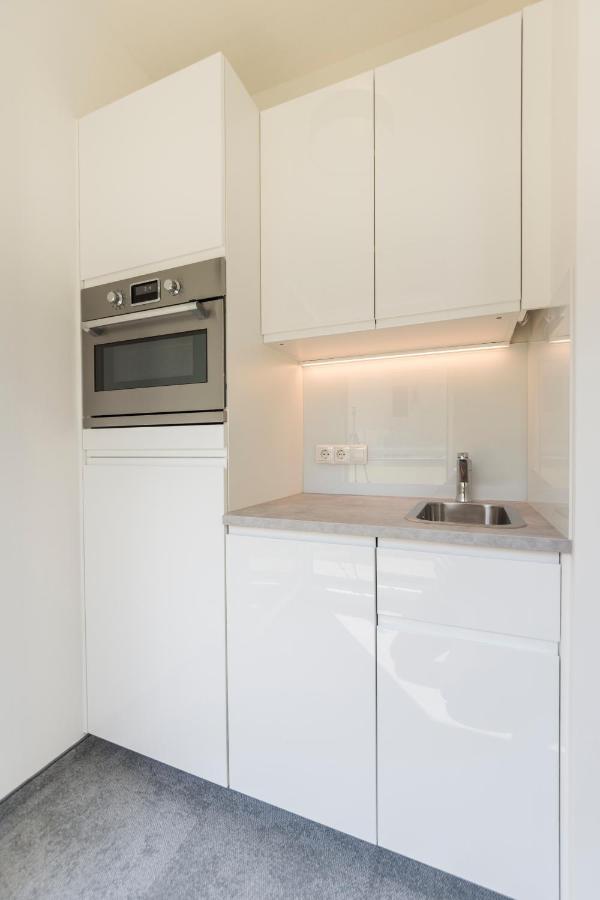 Cube Contactless Check In Apartment *