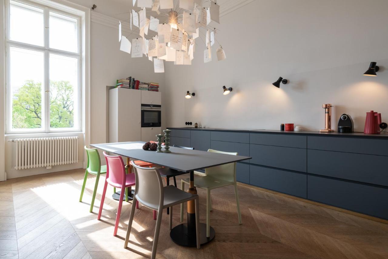 2-bedroom With Private Library