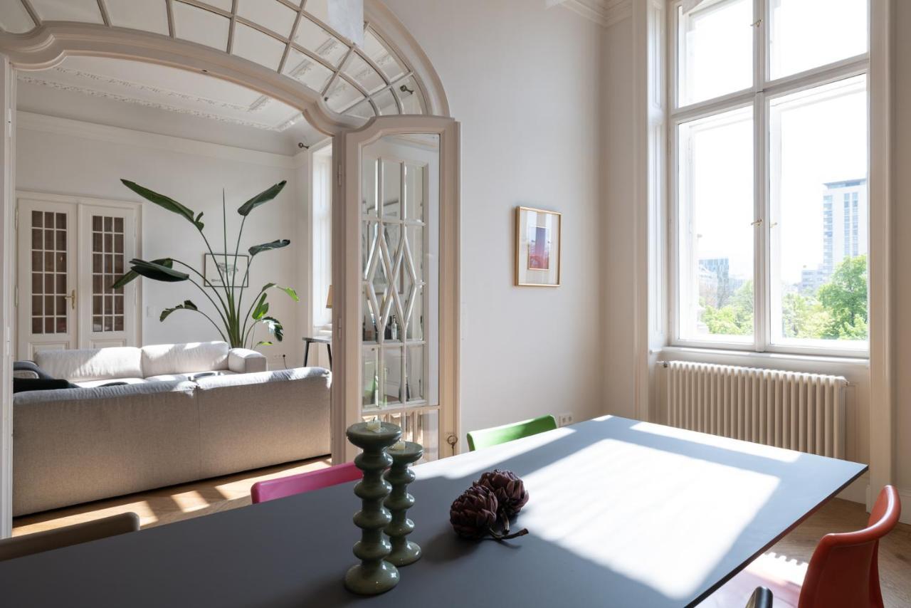 2-bedroom With Private Library *