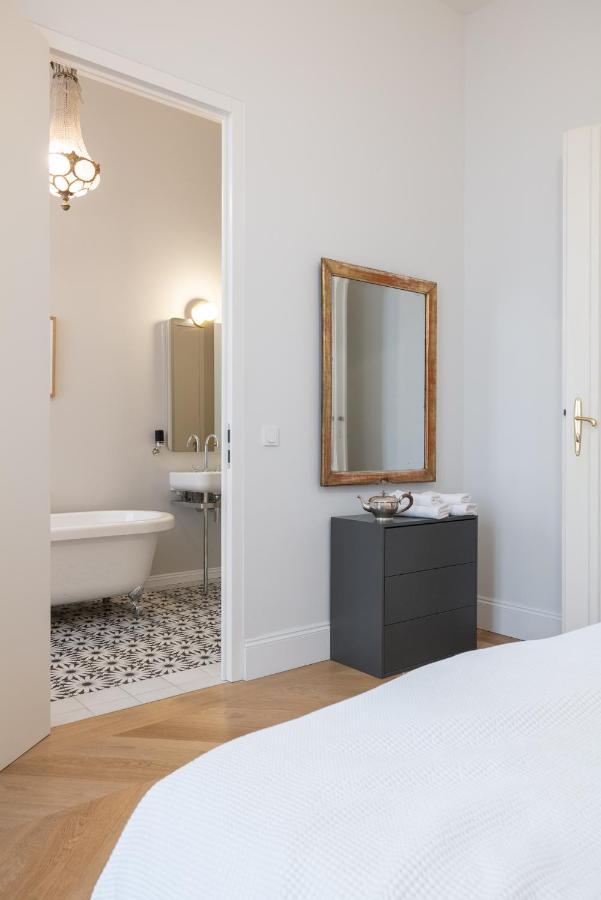 2-bedroom With Private Library * Vienna
