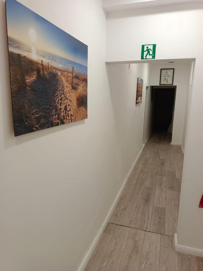 Speedyrooms *
