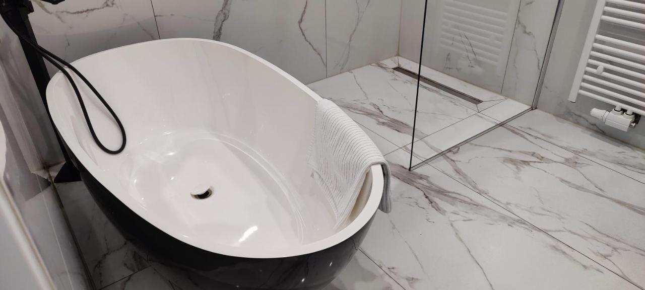 Xuba Apartmentrooms I Messe Prater I Kuechenzeile