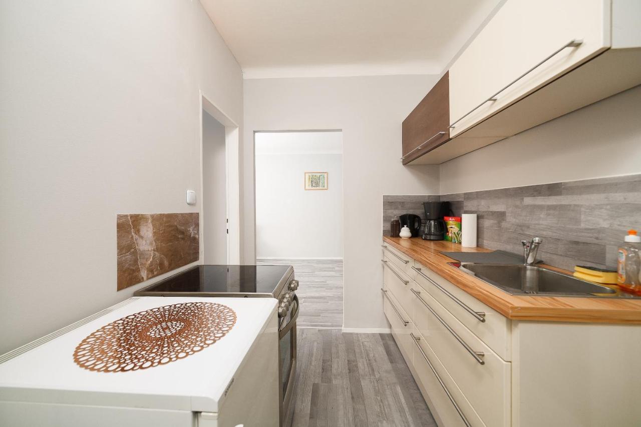 Brand-new On Shopping Street In Schoenbrunn With Lift Access Appartamento *