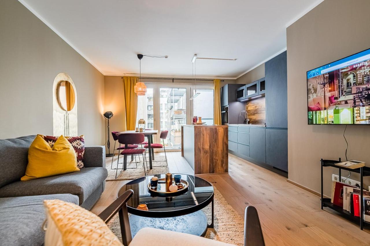 Eddie's Design Apartment *