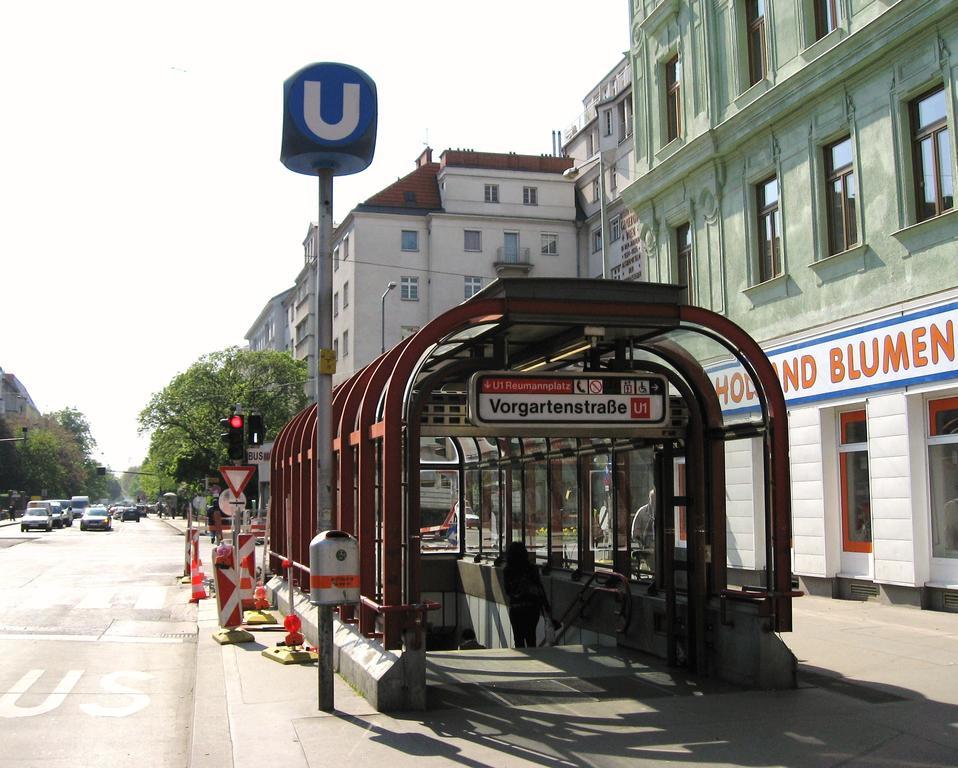Urban Flats Danube * Vienna