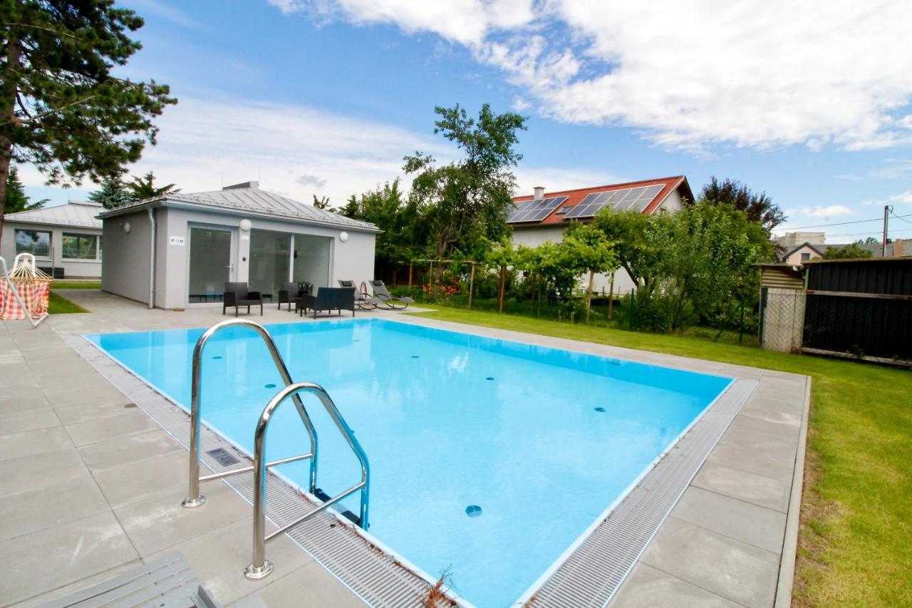 Dream Getaway With Jacuzzi And Pool *