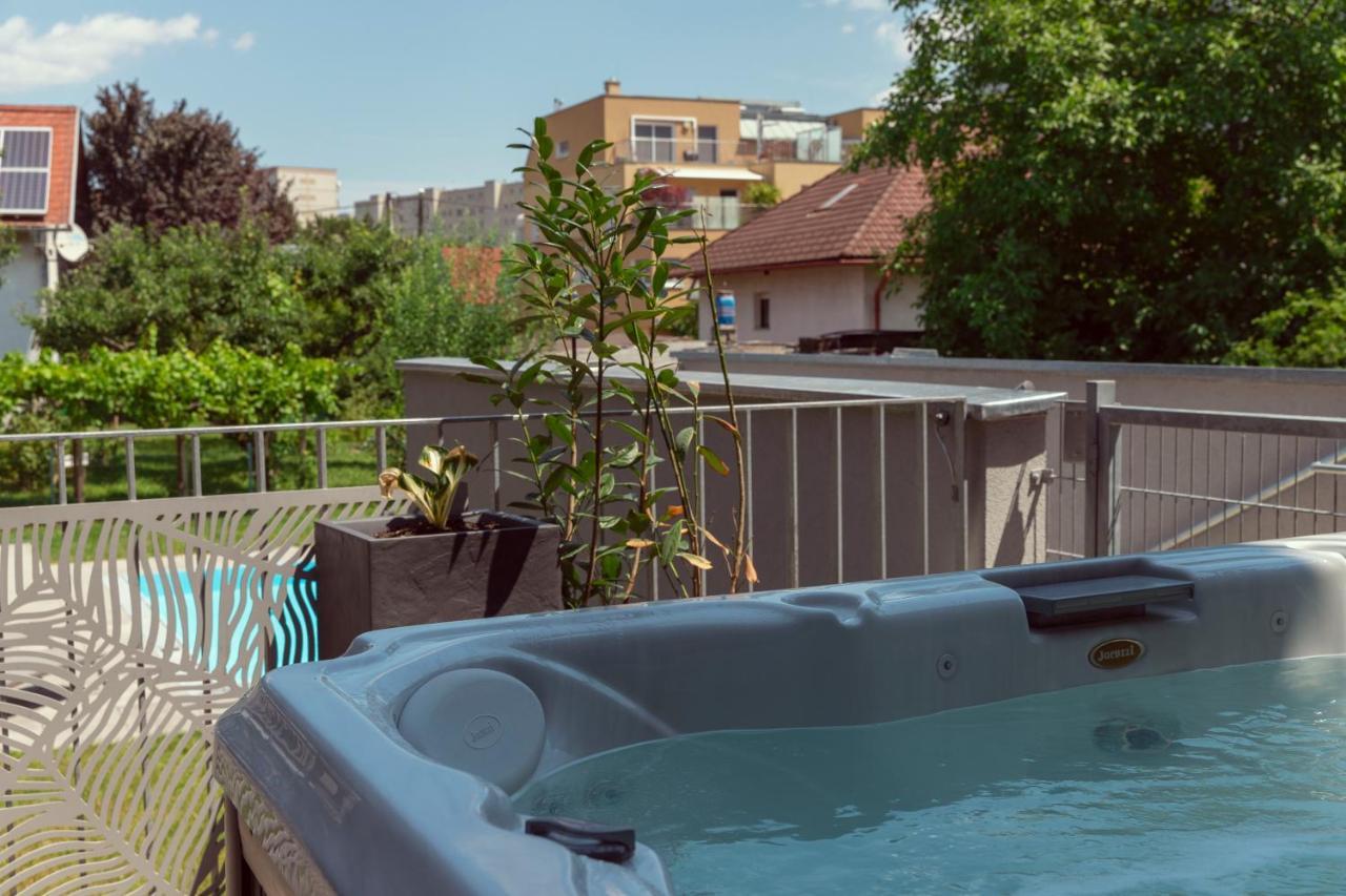 Apartamento Dream Getaway With Jacuzzi And Pool