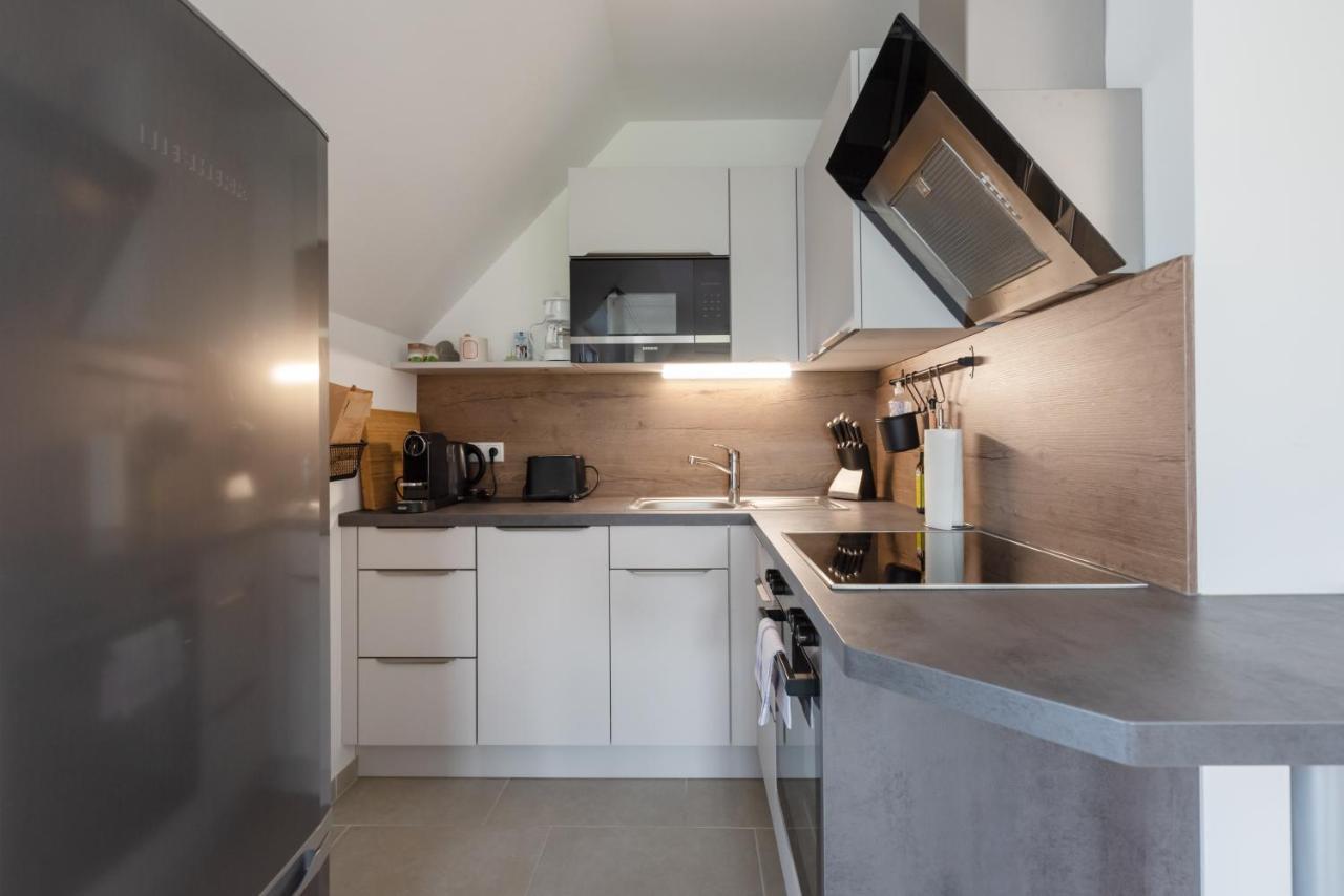 Gruene Ruhelage, 20 Minuten Ins Zentrum Und Parkgarage Apartment *