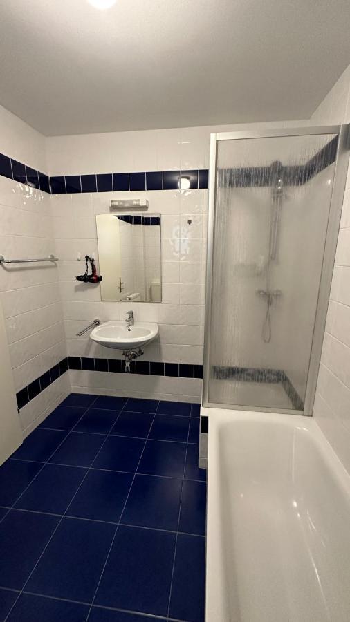 Apartment Modern Flat Incl Parking, Near Metro U1 Vienna