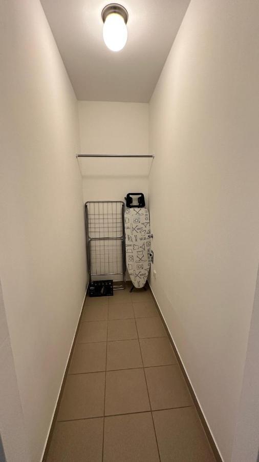 Apartment Modern Flat Incl Parking, Near Metro U1 Vienna