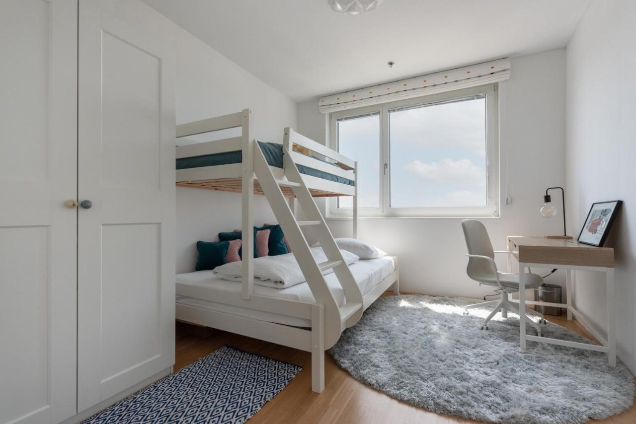 Luxus Ueber Den Wolken, 18. Stock Mit Klimaanlage Und Garage Apartment