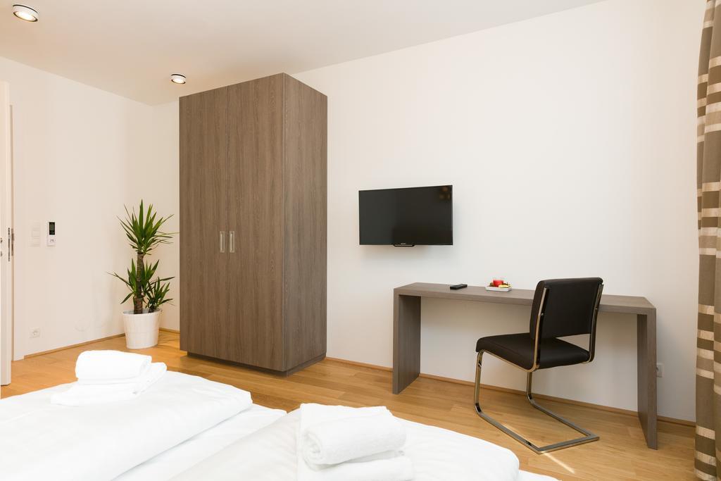 Castellez 1020 Apartamento Viena