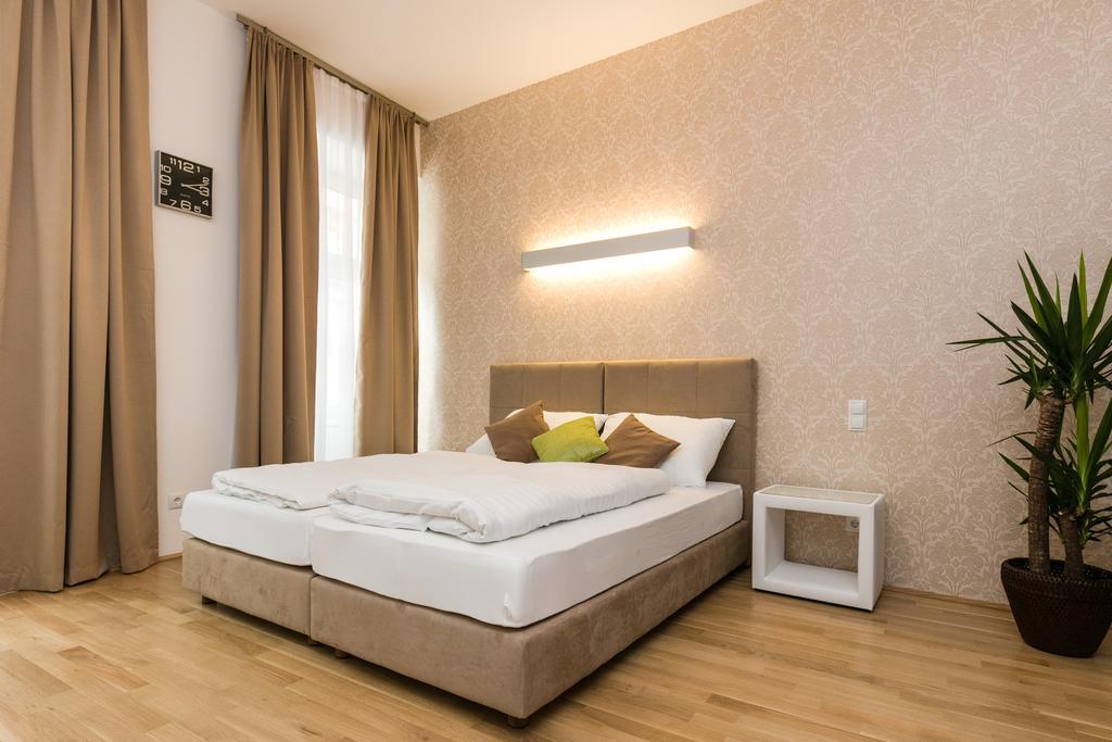 Castellez 1020 Apartamento Viena