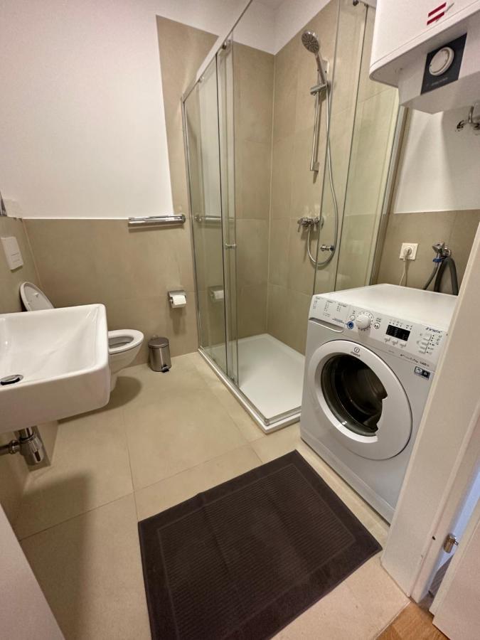 New With Spacious Balcony 18 Apartamento *