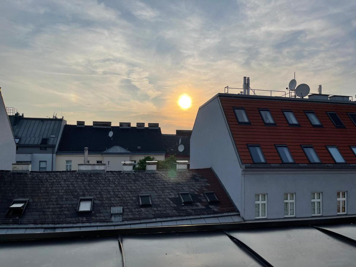 New With Spacious Balcony 18 Apartamento Viena