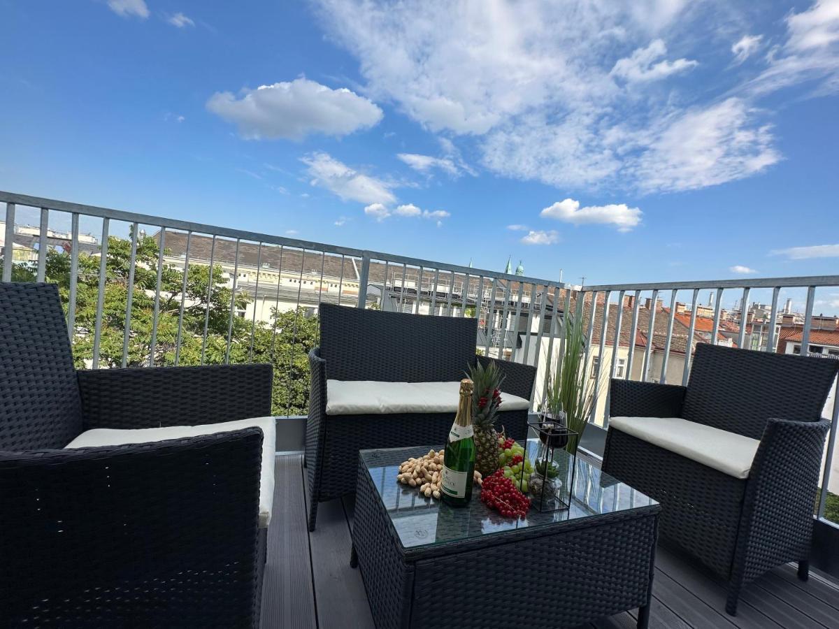 Contemporary With Stunning Views 20 Vienna