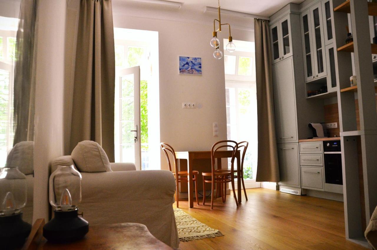 Central With Garden View Appartamento Vienna