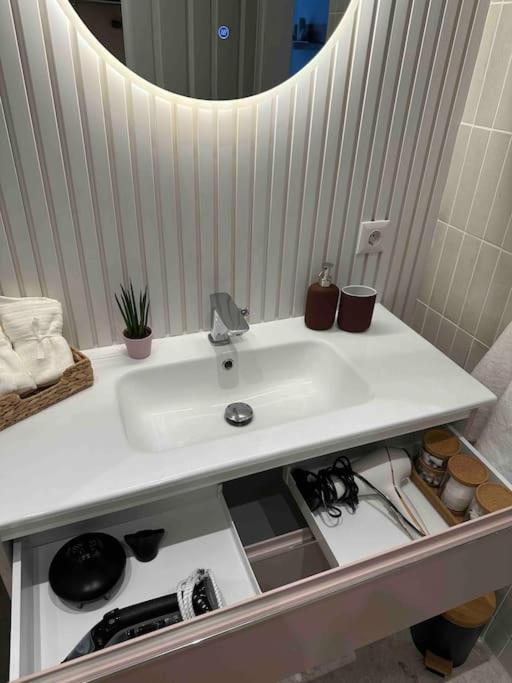 Apartment Easy *