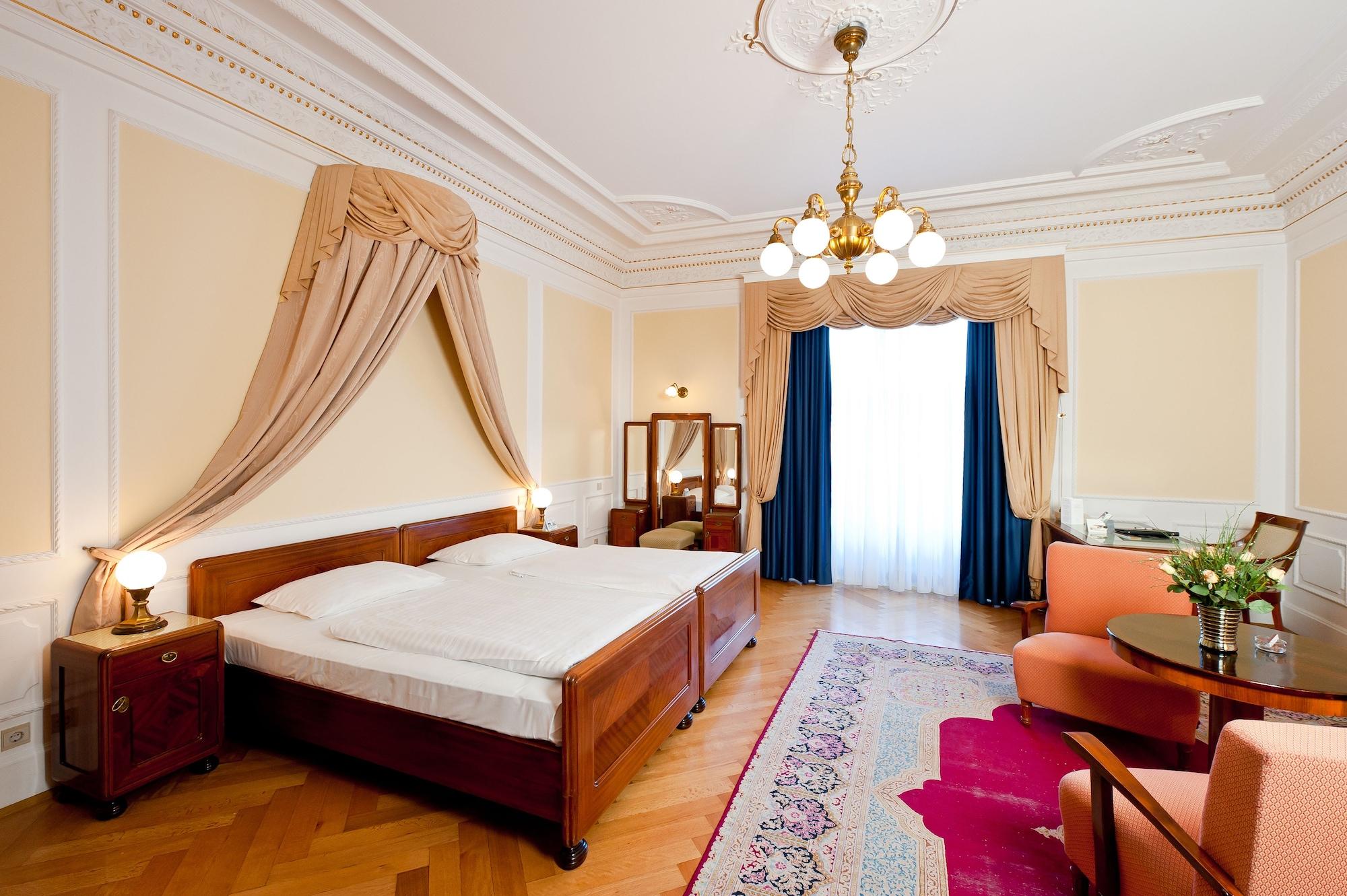 Hotel Regina