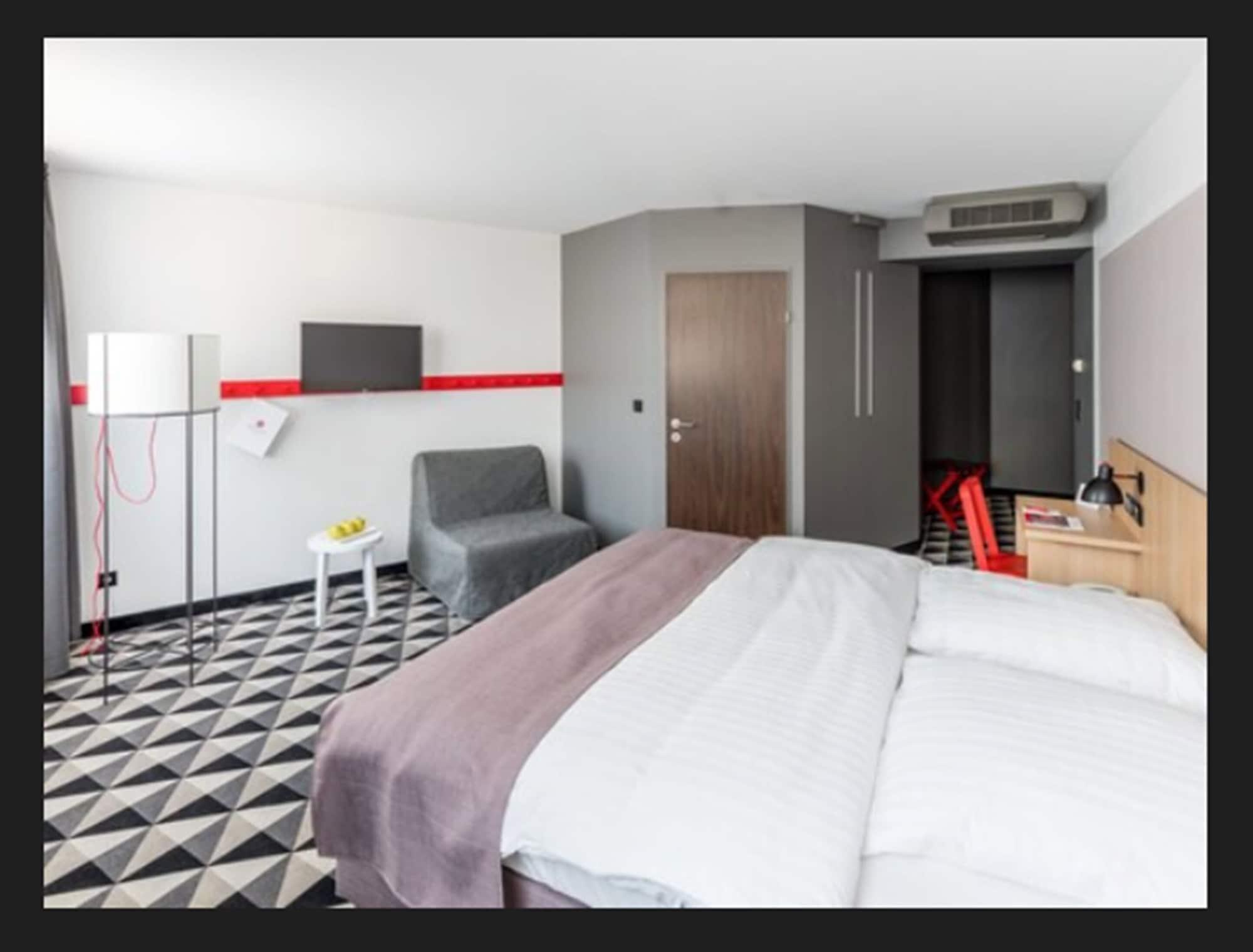 Hotel Acom-hotel 4*