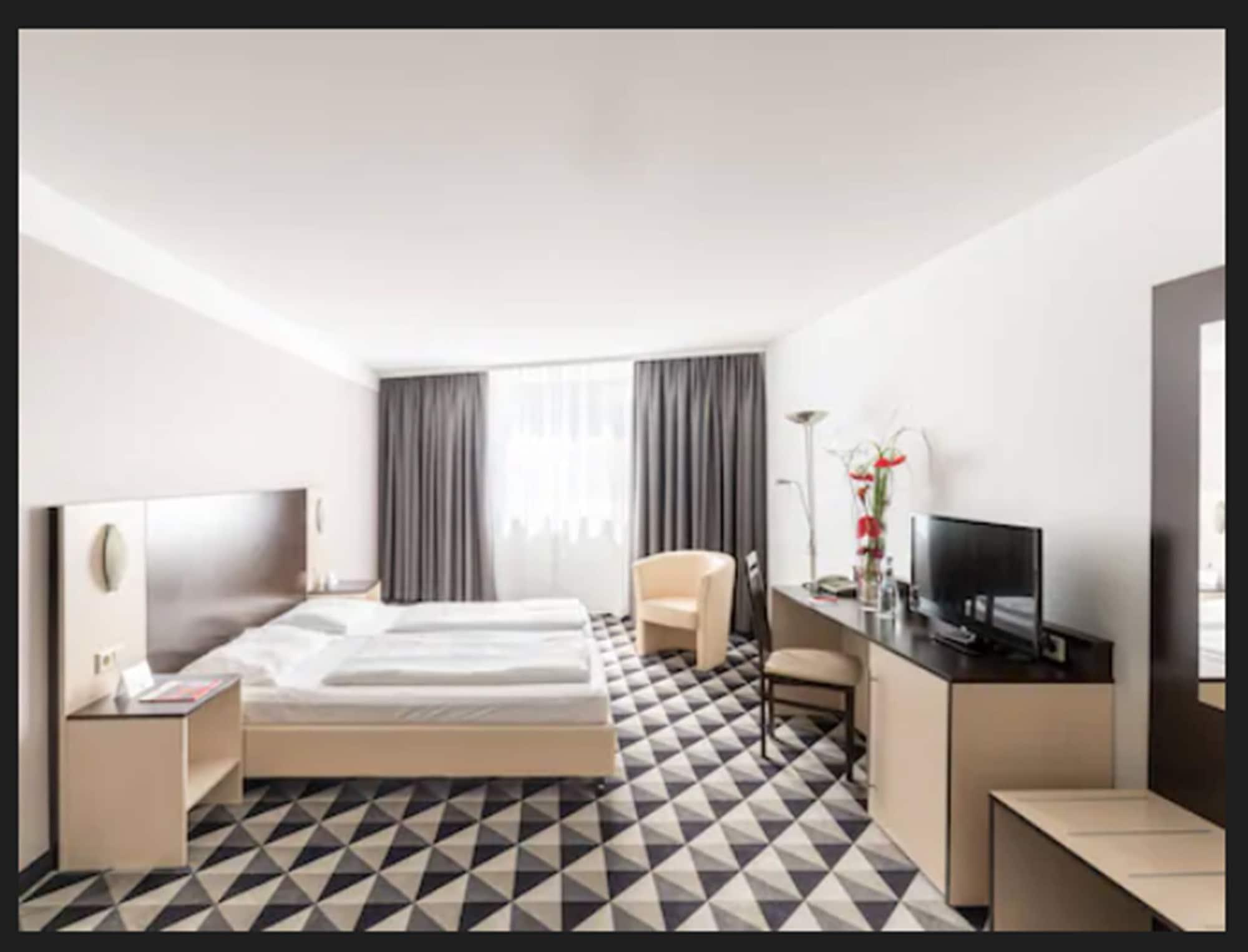Acom-hotel Hotel