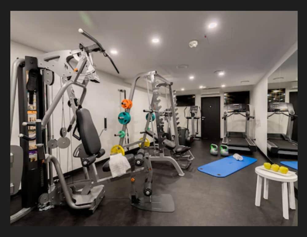 Acom-hotel 4*