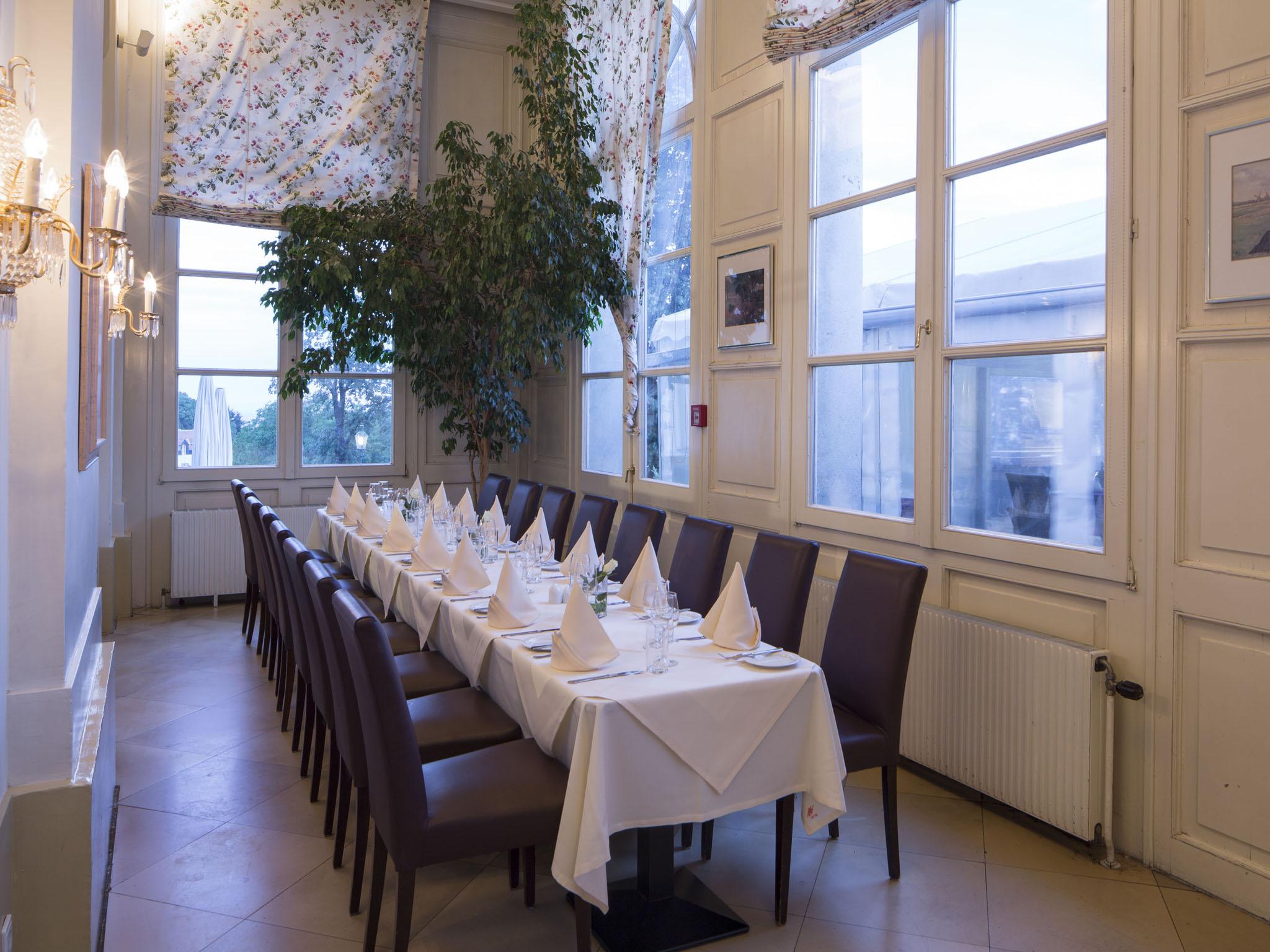 Hotel Austria Trend Schloss Wilhelminenberg