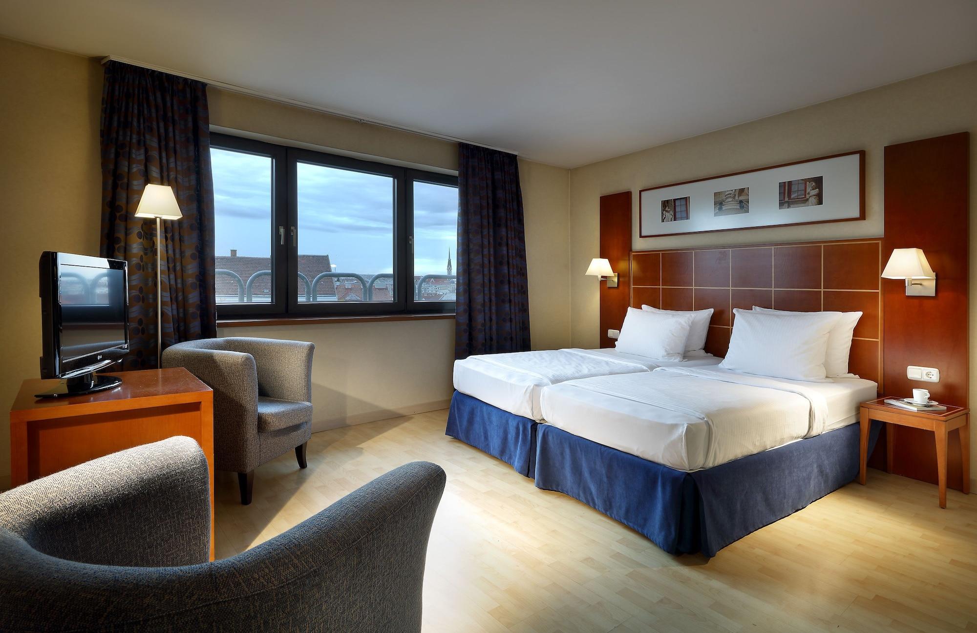 Hotel Exe 4*