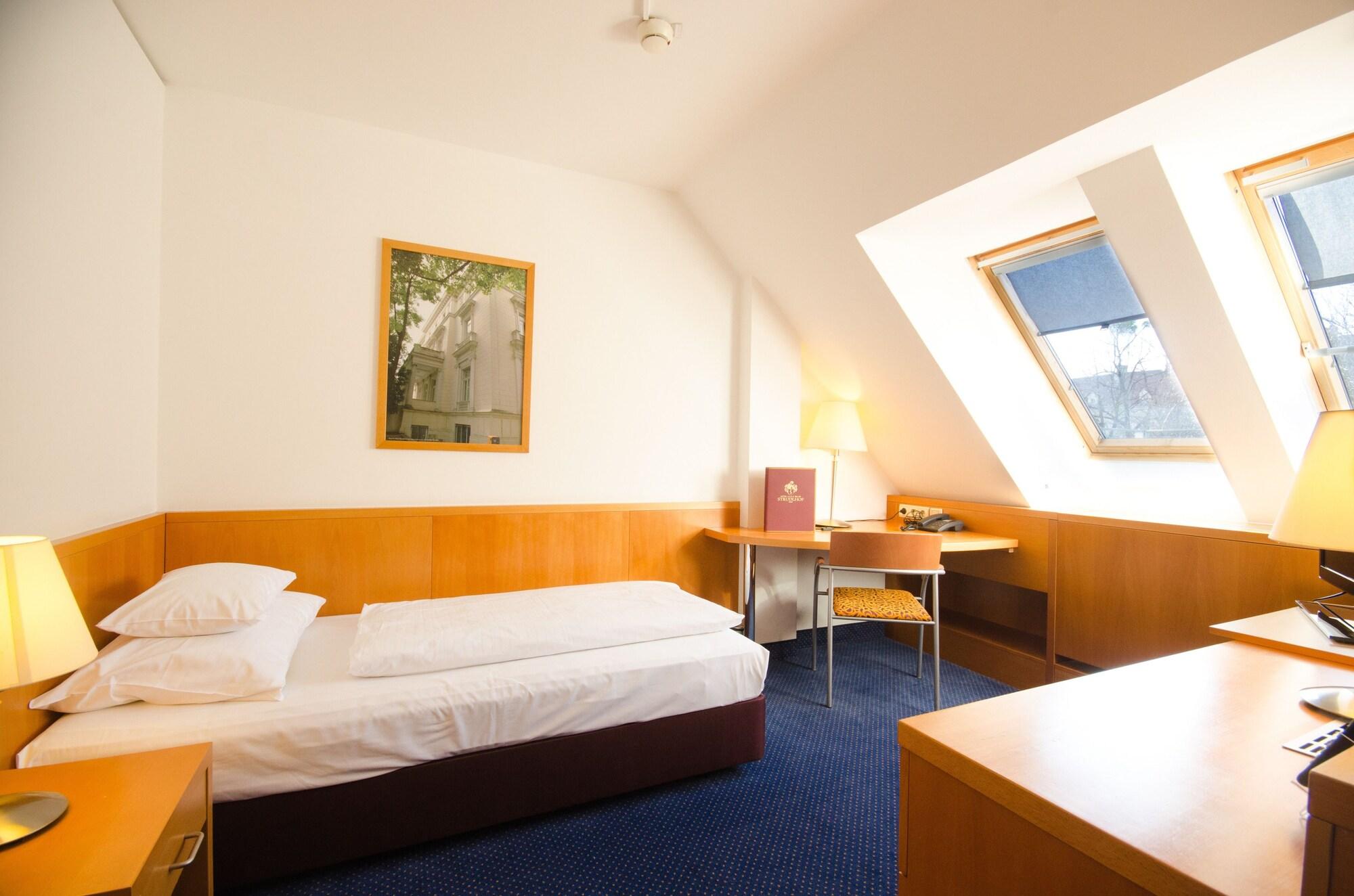 Hotel Strudlhof 4*