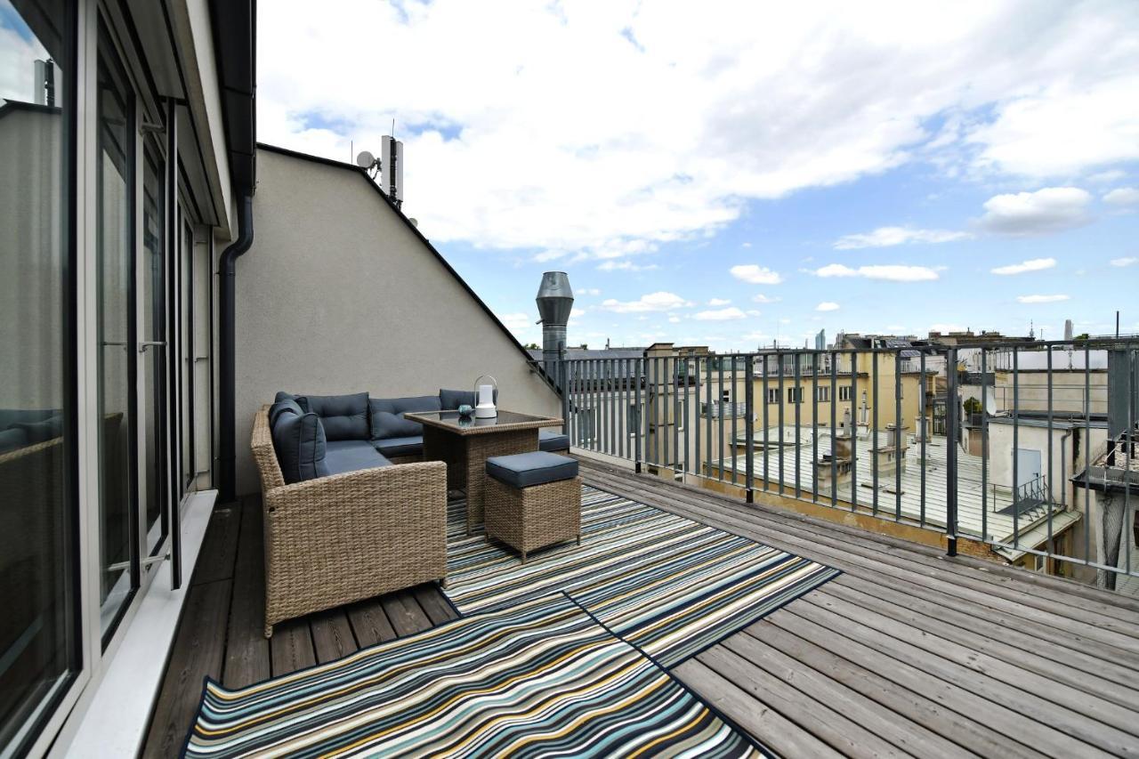 Julius 1 - Duplex 5 Mins To Center Apartment