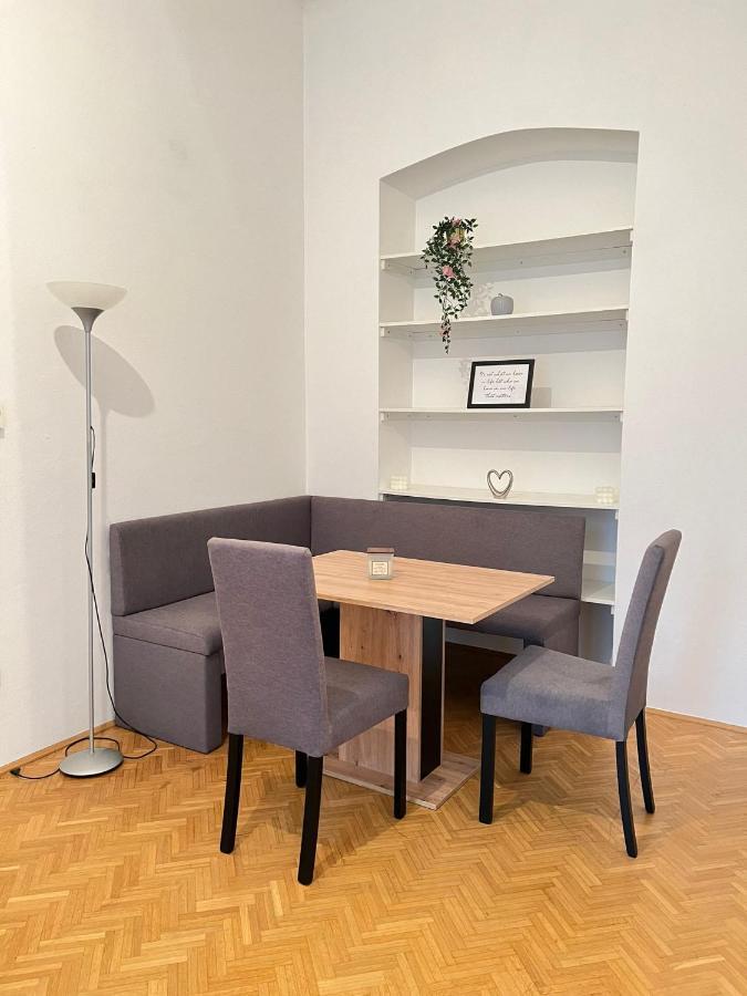 Apartment Alpa 2 In Rochusmarkt