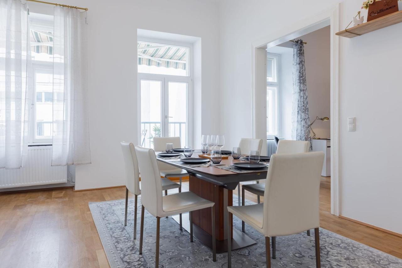 120 M2 4-rooms In A Center Apartment Vienna